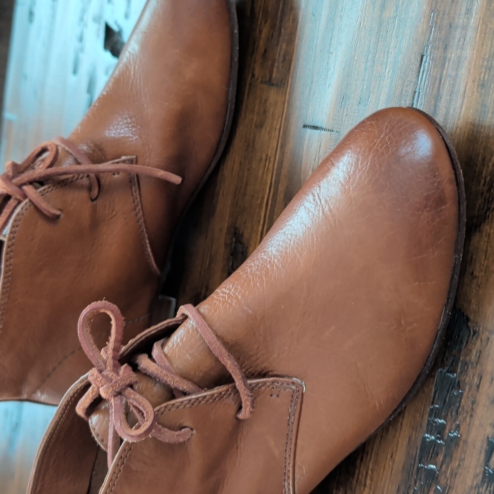 Frye Jillian Classic Caramel Soft Leather Chukka Ankle Boots Size 6.5M - SALE! - Picture 4 of 17